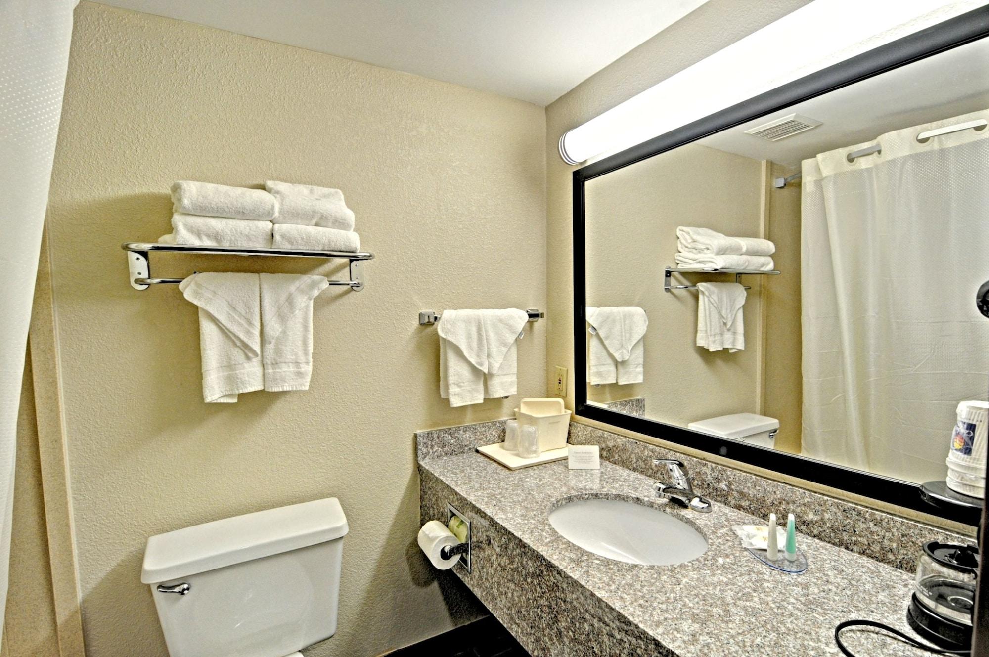 Comfort Inn & Suites Raphine - Lexington Near I-81 And I-64 Zewnętrze zdjęcie