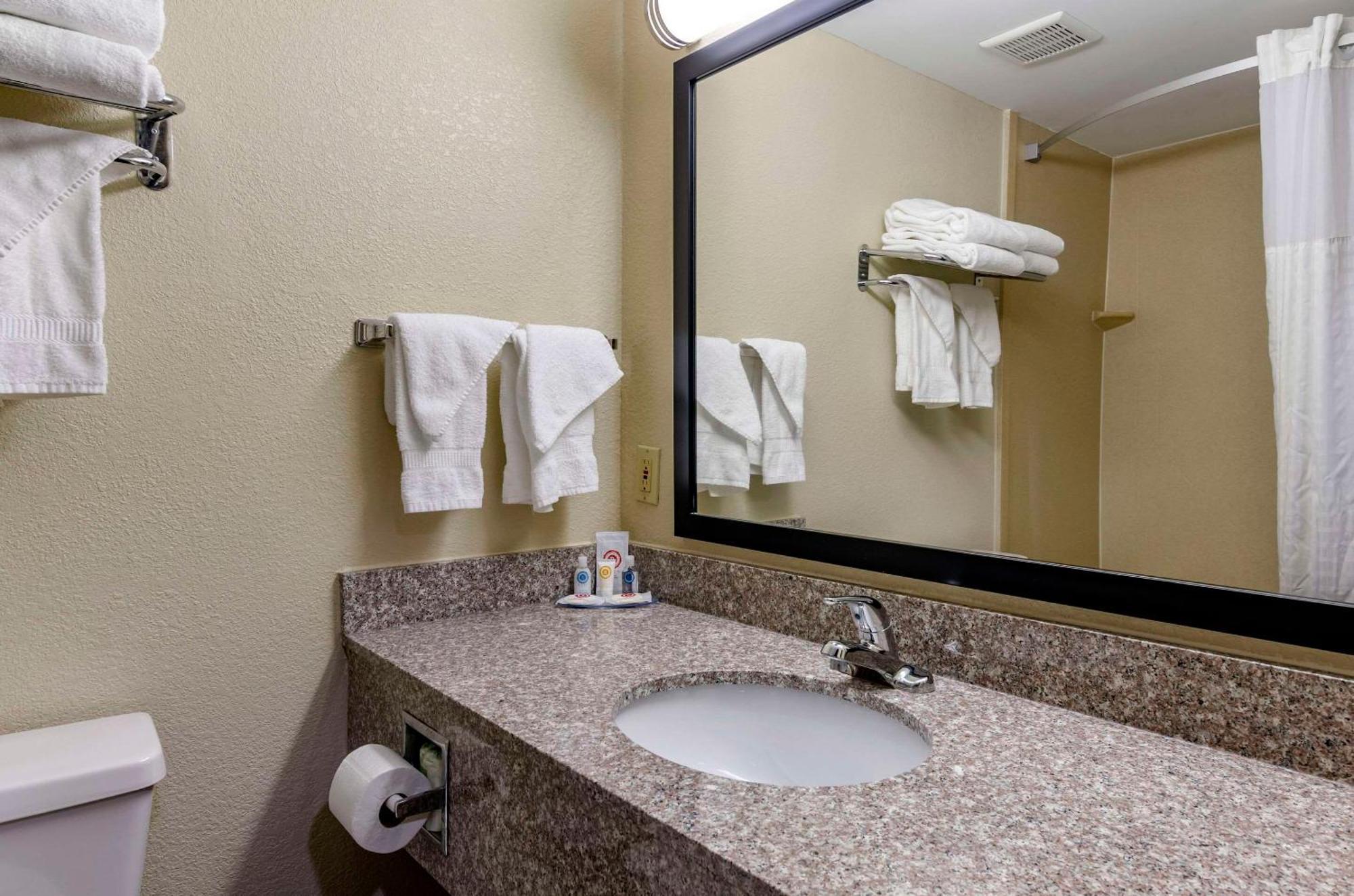 Comfort Inn & Suites Raphine - Lexington Near I-81 And I-64 Zewnętrze zdjęcie